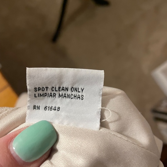 Cream and gold sparkle gown - Picture 5 of 5